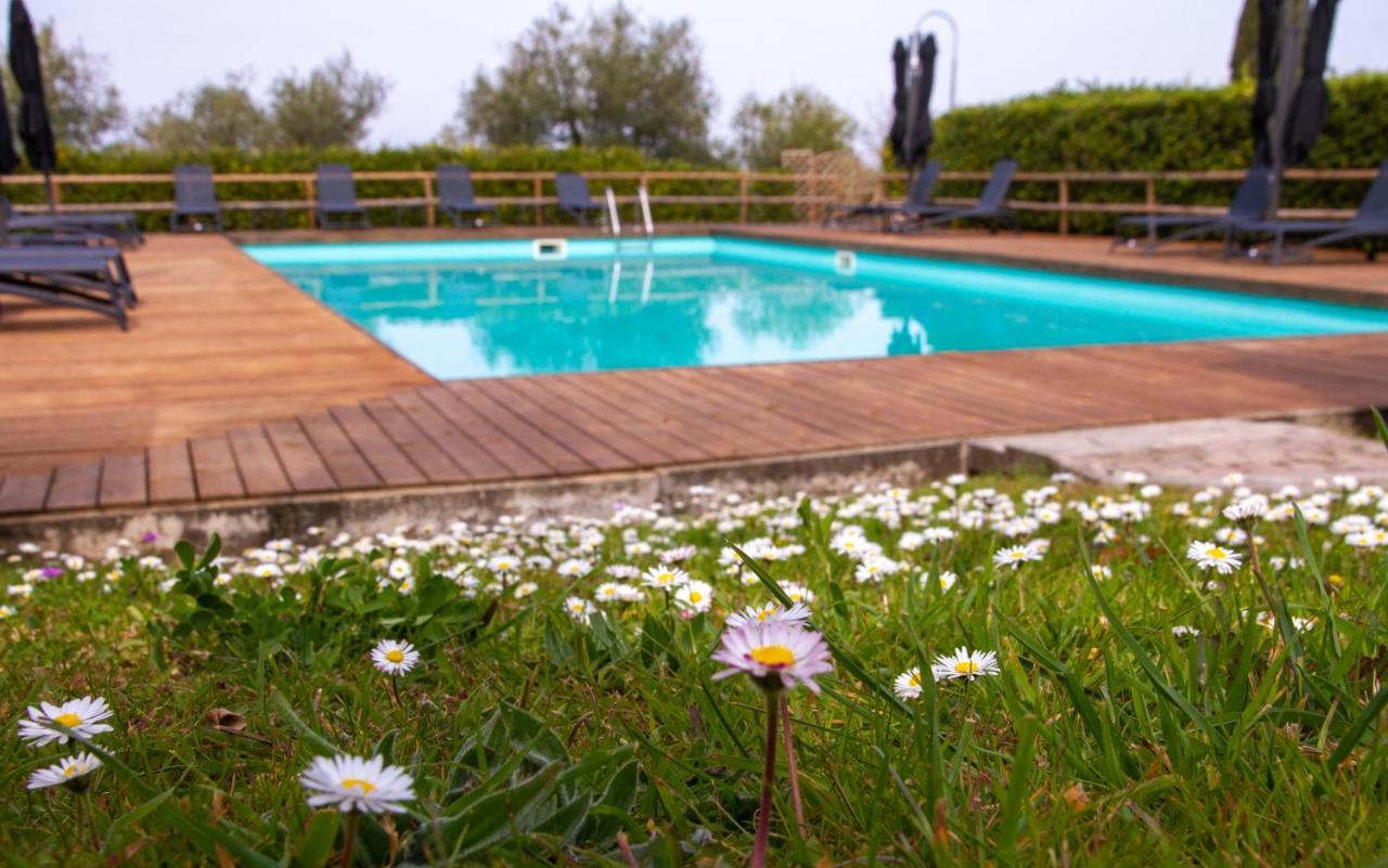 מונטופולי אין ואל ד'ארנו Montevecchio Apartments מראה חיצוני תמונה